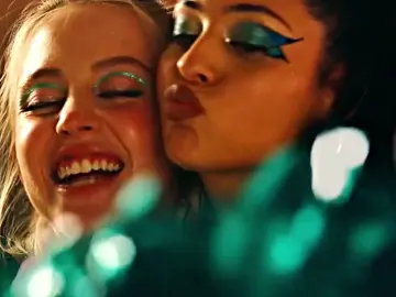 “white ferrari” bate diferente na nossa mente                                                 #euforia #maddyperez #cassiehoward #foryou #fyp 