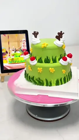 Cake straight out of a cartoon #fyp #foryoupage #cutecake #cakedecorating #cakeforkids 