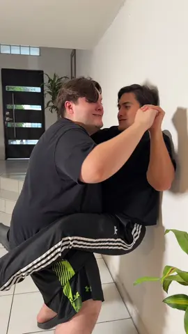 Todo va a estar bien hermano okey? #humor #fyp #paratii @Enserio 