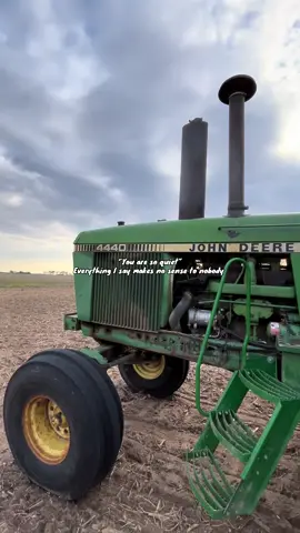 Old videos but oh well #fyp #johndeere #4440