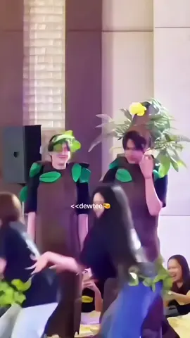 dapat moment malah jadi pohon😭😫#dewtee #gmmtvouting2025 #gmmtv 