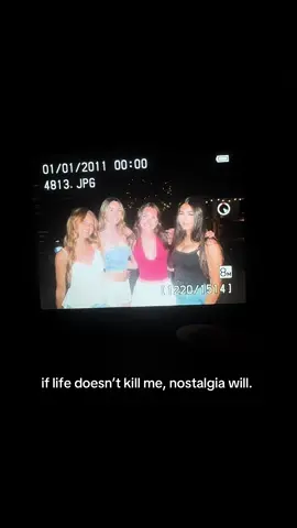 “she’s just someone i knew from high school” no. never. #foryoupage #fyp #highschool #besties #nostalgia 