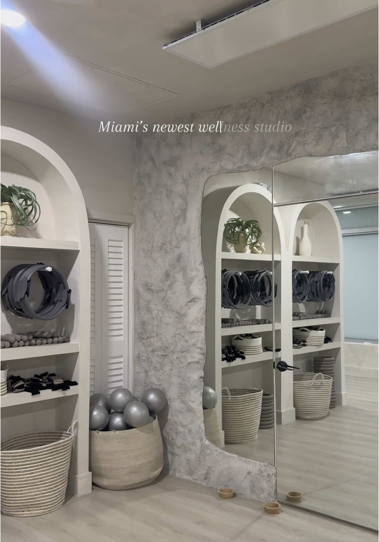the most gorgeous studio #miamiwellness #wellnessmiami #miami #miamipilates #miamievents #pilateslife #yogi #aestheticstudio 