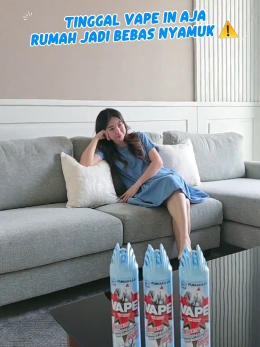 Ternyata cuma butuh disemprot pake VAPE, nyamuk pun gak betah lama-lama dirumah! Sekarang bisa santai ngobrol sama keluarga tanpa drama nyamuk deh 🦋💙 ✨ Stock yah, Biar rumah kamu juga senyaman ini :) @vape.antinyamuk.idn  #vapeantinyamuk  #vapeaerosol  #floralbubble 