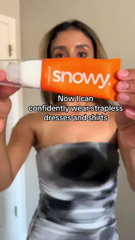 This body adhesive has you covered all night! #snowybodyadhesivese #snowyadhesive #snowystickyinserts #snowy #bodyadhesive 
