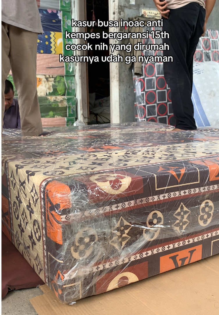 suka banget pakai kasur busa inoac anti kempes ini, ga sakit semua badanya biasanya kalau pake kasur busa yg lain ga lama kempes dan dipake pasti gak senyaman busa inoac ini sih 🫶🏻 buruan yang mau Cek keranjang kuning yaa #inoacoriginal #inoac #kasurbusa #kasurbusainoac 
