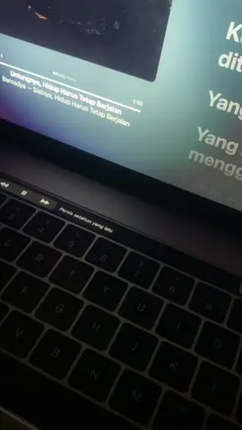 #song #lyrics #lyricsvideo #sadvibes🥀 #bernadya 