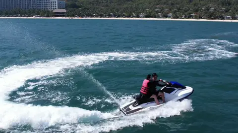 Nắng lên ta lại đi lướt sóng tiếp🫶#nhatrangcity 