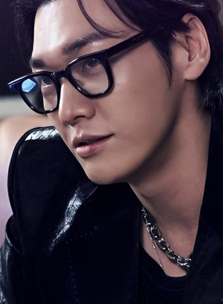 Begitu indah ciptaanMu Tuhan... #kimyoungkwang #seodoyoung #evillive #kdrama #fypシ゚ #fypviralシ #explorer  #pioneertemplate #capcut#capcut #CapCut 