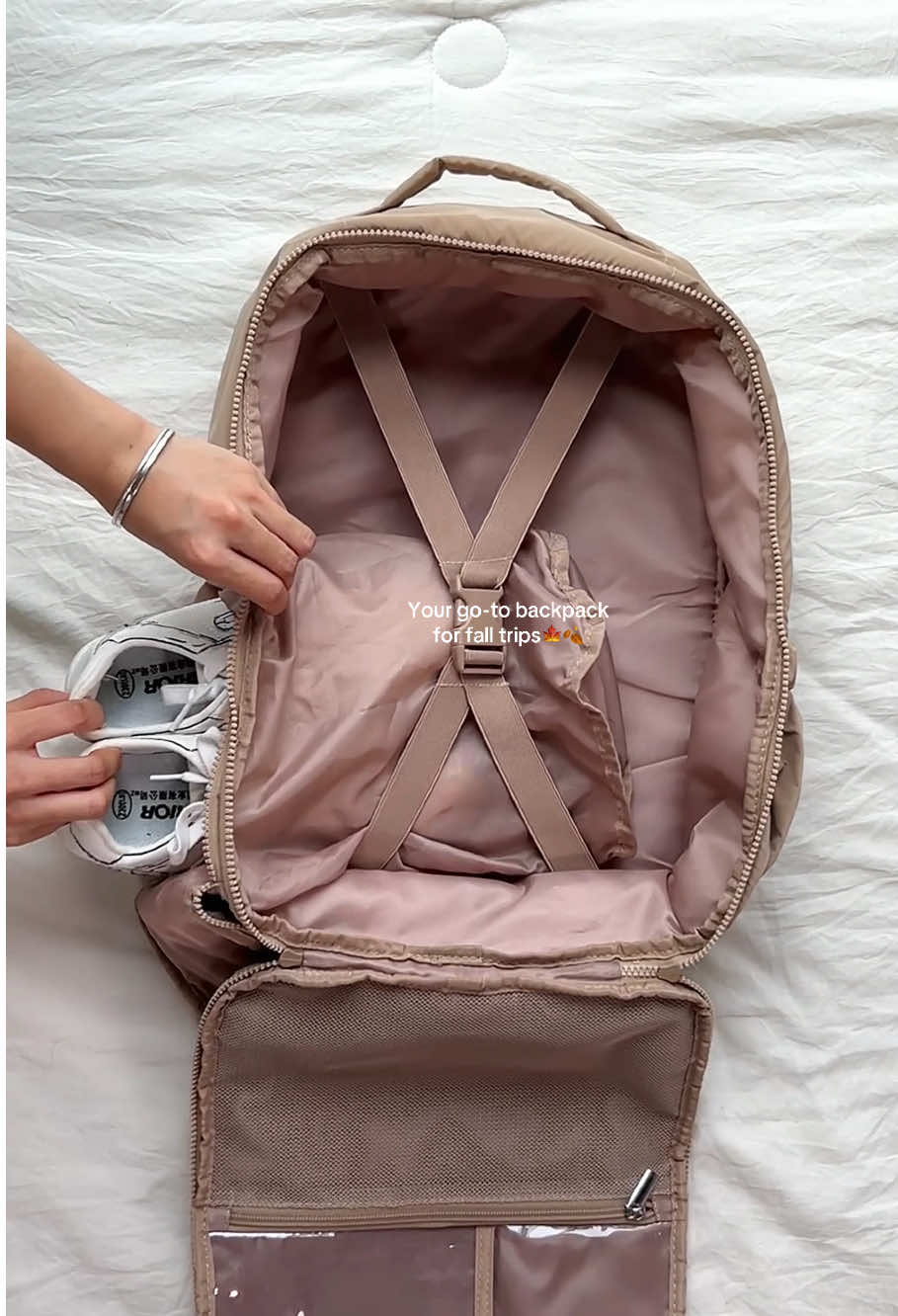 Limited SALE🐐✨ this is THE backpack you need for all your fall getaway 🍁#bagsmart #RushReady2025 #travelhack #backtoschool #travelbackpack 