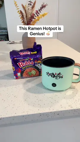 Quick lunch break turned into a spicy buldak ramen hotpot 🍜 Using my electric cooker/cooking pot to make the yummiest ramen noodles — hotpot at home! Truly obsessed with it.  Please note the ramen hotpot color you get may vary.  #ramennoodles #buldak #hotpot #cookingpot #electriccooker 