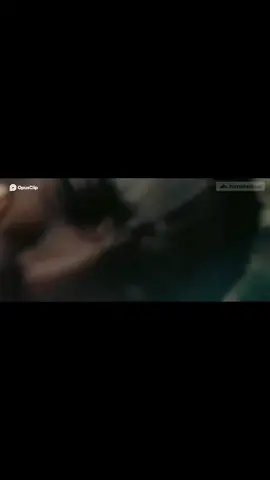 Tenet adalah salah satu film paling unik yang pernah dibuat Christopher Nolan, bahkan dalam katalognya yang sudah penuh dengan film-film konseptual. Keunikan film ini tidak hanya terletak pada satu elemen, tetapi pada bagaimana beberapa elemen tersebut terjalin menjadi sebuah pengalaman yang menantang dan revolusioner.  Sc : Rumah editor  #tenet #sifi #flm #fyppppppppppppppppppppppp #edukasi 