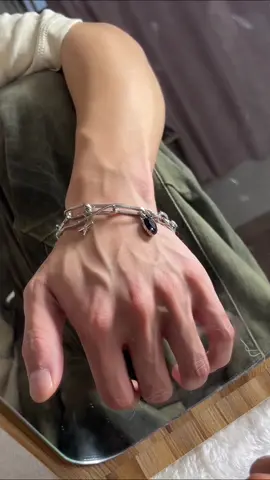 Cool ~ #bracelet #bracelets #jewelry #accessories #fashion #hiphop #punk #coolboy #cool #coolgirl #gift #boyfriend #girlfriend #couple #foryou #fyp 