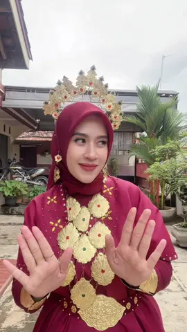 Bugis😍 #bugis #bajuadat #nusantara #karnaval #guru 