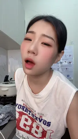 #Electronic girlfriend Don‘t give sports cars as gifts.