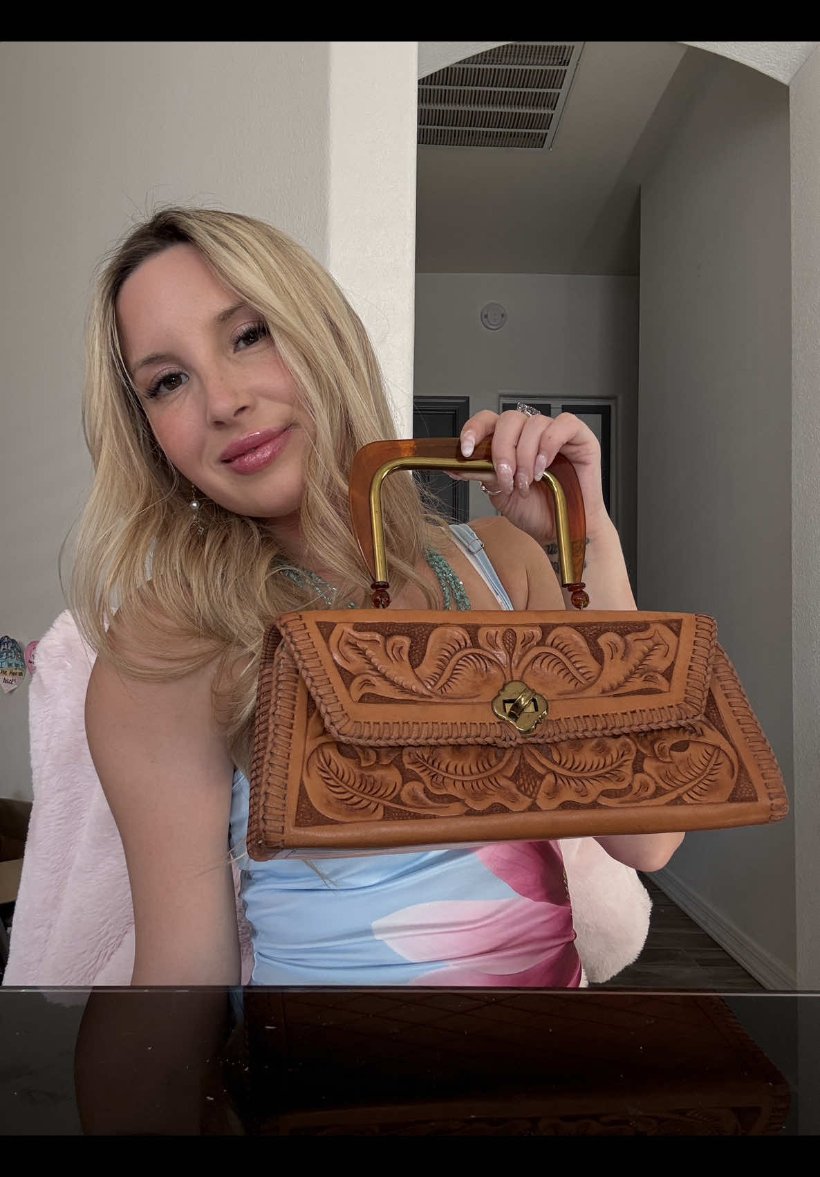 Look at this adorable purse, I love it so much. I found this jewelry filled purse from bellesobsidianravenry on TikTok.  #SmallBusiness #jewelryjar #unboxing #fairycoreaesthetic #jewelrygirl 