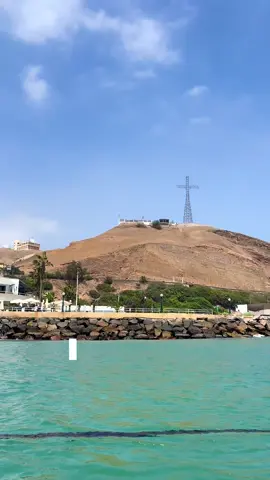 Pocos lo entenderían 🌊. #Love #miraflores #paddleboard #peru🇵🇪 #paratiiiiiiiiiiiiiiiiiiiiiiiiiiiiiii #yogagirl #yoga #barranco 