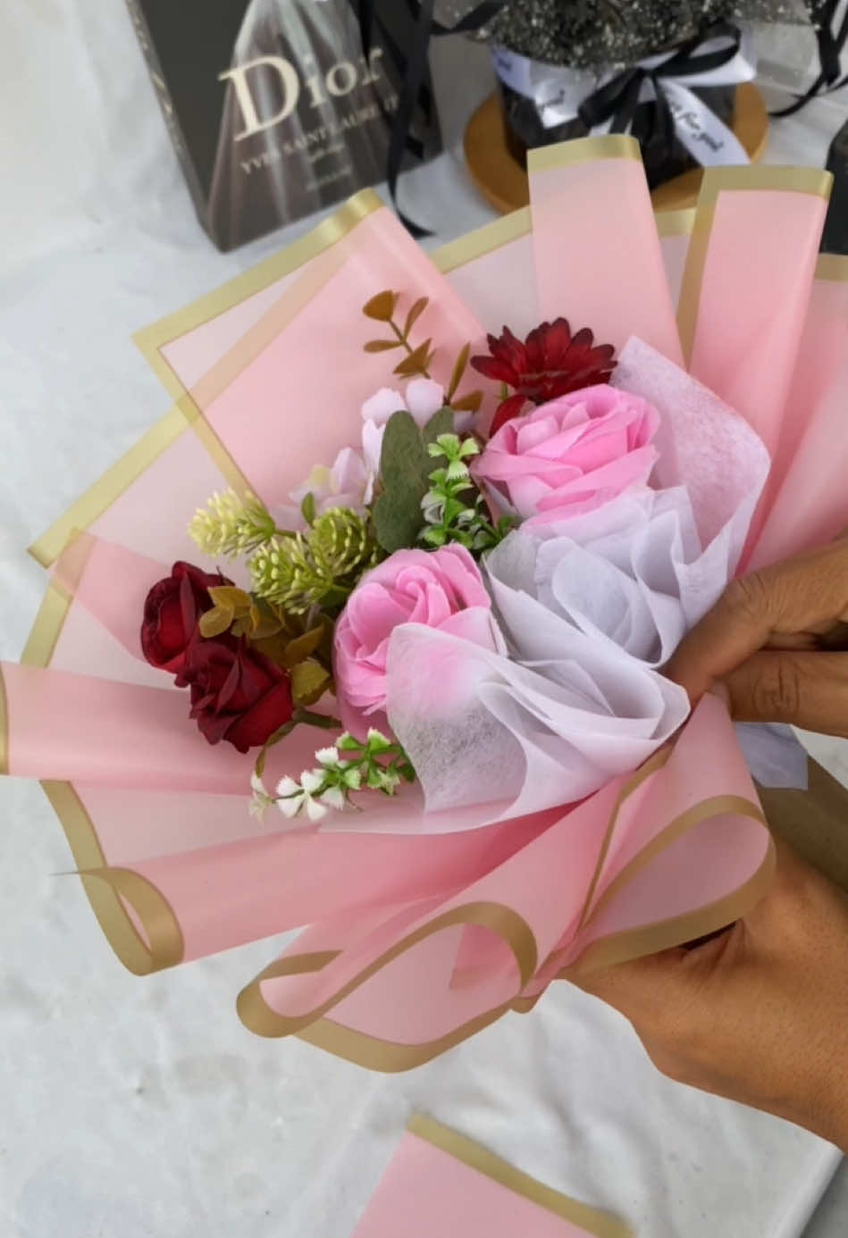 bucil : buket kecil  #buketbunga #buketbyngartificial #buketbyzflow