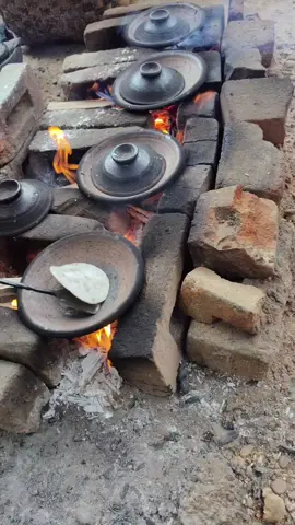 ဘာမုန့်တွေလဲ 😜#Sagaing #အညာလွမ်းသူများ #အညာဒေသစာများ #တန့်ဆည် #foryou 