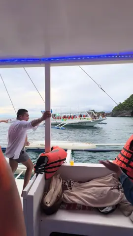 ✅party boat in Boracay🚤💃 #boracay #patyboat #party #dance 