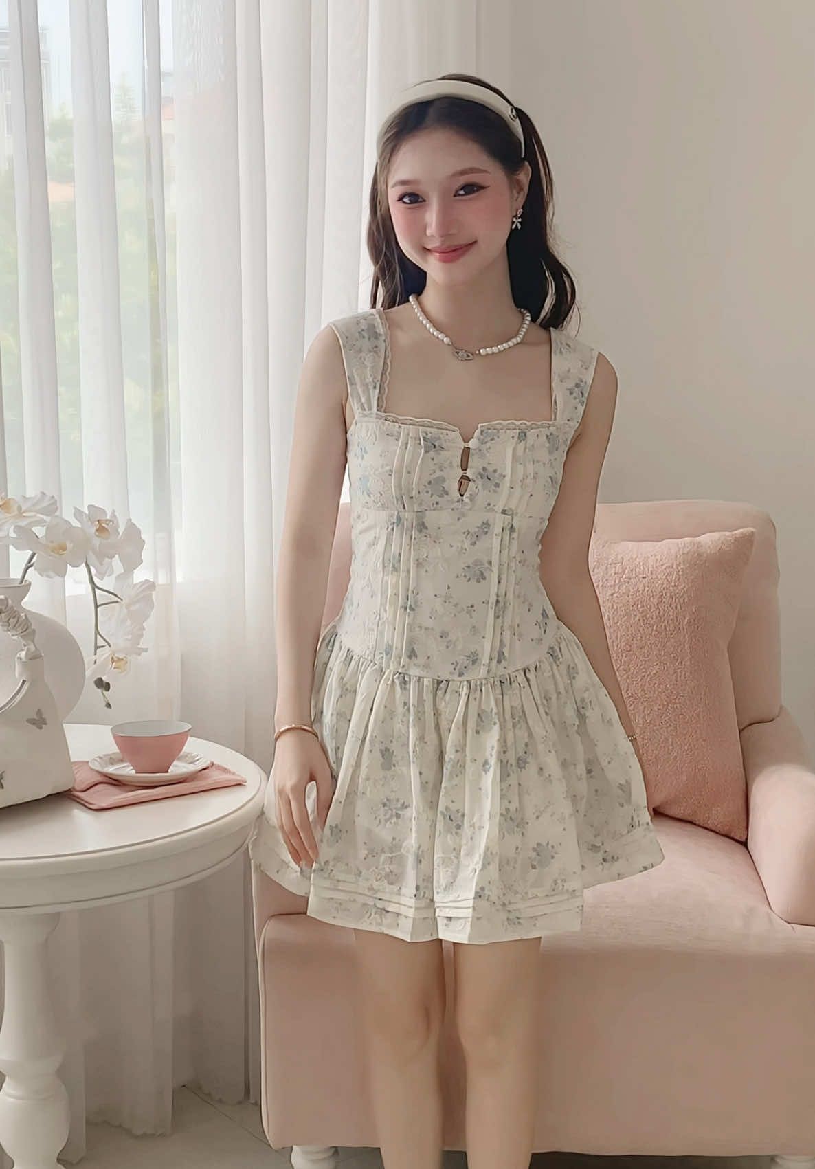 Lạc vào đồng cỏ xanh thiên thần phải có cánh 📸 #xuhuong#thoitrangnu#vaydep 