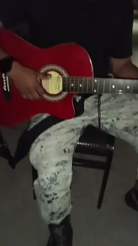 #Hola_a_todos_los_que_me_siguen_esta_es_una_de_mis #compociones_dedicado_para_el_amor_de_mi_vida_que_me_inspiro_hacer_esta #cancion_espero_y_les_gusten_y_me_apoyen_a_compartir #guardianacional #viralvideos   