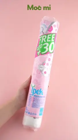 Bạn có thấy khó chịu khi bông tẩy trang quá mỏng, dễ rách và để lại xơ bông trên da? * Combo bông tẩy trang lpek 150 miếng - chất liệu 100% cotton tự nhiên, dày dặn, mềm mịn, giúp làm sạch lớp trang điểm và bụi bẩn chỉ với vài miếng. v Thích hợp cho mọi loại da, kể cả da nhạy cảm v Tiết kiệm hơn khi mua combo 5 gói (5x150 miếng) v Hỗ trợ chăm sóc da sạch sâu, giảm mụn và giữ lỗ chân lông thông thoáng Chọn ngay bông tẩy trang lpek để skincare mỗi ngày trở nên đơn giản, hiệu quả và tiết kiệm. #Bông Tẩy Trang Ipek #CottonPad #SkincareRoutine #DaNhạyCăm #ChămSócDa# Tẩy TrangSạch