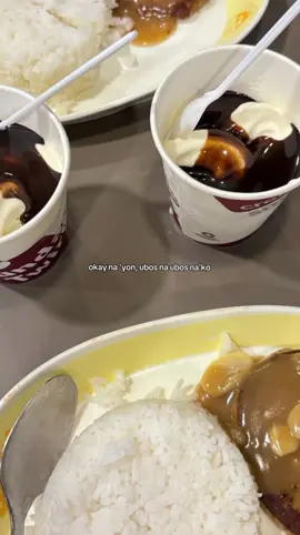 Nakakapagod din pala minsan gusto ko na lang aminin na hindi madali ang palaging mag stay at mag effort. May mga araw na mapapaisip ka worth it pa ba lahat ng pagod tiis at lungkot na hindi mo sinasabi. Hindi kasi lagi smooth ang relasyon may mga sablay may mga tampuhan at may mga panahon na parang hindi kayo nagkakaintindihan. Doon ko narerealize na ang hirap din palang maging matatag kasi hindi lang pala puso ang kailangan kundi pati pasensya oras at unawaan. Pero kahit gaano nakakapagod iba rin yung feeling na hindi ka bumibitaw. Yung kahit pagod ka na pinipili mo pa rin siyang kasama pinipili mo pa rin manatili kasi alam mong hindi lahat ng tao handang gawin yon para sa iyo. Dito mo mararamdaman na love is not just about sweet moments or kilig it is also about holding on kahit mahirap. Minsan kahit ubos ka na basta alam mong mahal ka rin niya nagkakaroon ng sense lahat ng pagod mo. At sa huli narealize ko na hindi talaga siya about kung gaano kadali ang lahat kundi kung gaano ka willing na ipaglaban yung taong mahal mo. Nakakapagod oo pero mas nakakapanghinayang kung bibitaw ka agad. Kaya kahit may times na gusto ko nang sumuko mas nangingibabaw pa rin yung thought na kaya ko pa kasi siya yung kasama ko dito. #epwaypi #thoughts #xzybca #fyp #unsaidfeelings 