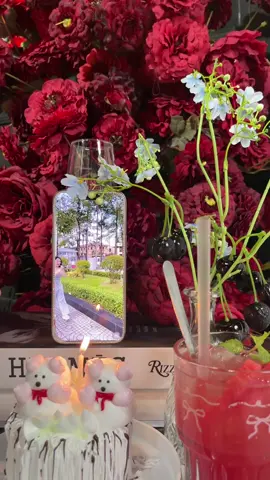 Chúc mừng ngày đặc biệt của emmm