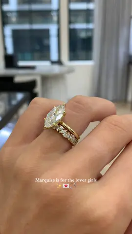 Marquise diamonds are for the lover girls💌💭✨🫶🏼 #engagement #engagementring #diamonds #weddingvibes #naturaldiamonds   