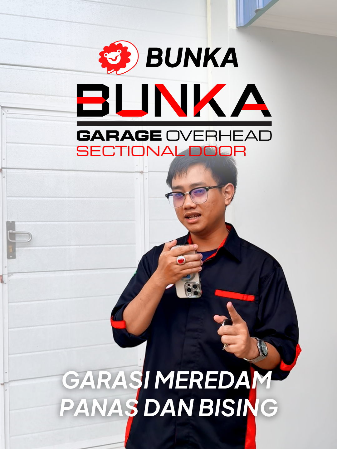 Bisingnya jalanan atau suara mesin motor di garasi sering bikin telinga sakit? Sudah saatnya kamu punya Bunka Garage Overhead Sectional Door. Pintu garasi ini bukan hanya pelindung, tapi juga perisai yang ampuh. Kami menggunakan material khusus yang diperkuat dengan lapisan foam polyurethane di tengahnya. Lapisan ini berfungsi sebagai isolasi panas dan peredam suara. Yuk #mauamanbunkainaja ! info pemesanan dan konsultasi di no 081295291233. kunjungi website http://www.bunkapancakarya.com atau Belanja langsung di Shopee: https://shopee.co.id/pt.bunkapanca #ptbunkapancakarya #garagegate #rollingdoor #gentengmetal #geregedoor #furniture #homedecor #adayinmylife #renovasirumah #rumahmodern #GarageDoorBunka #industrialrollingdoor