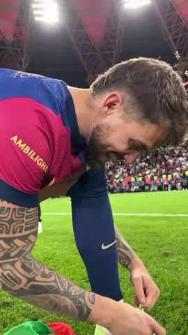 inigo😔😔😢🔵🔴💔 #martinez😔😢😔 #mes_que_un_club❤💙  ❤️‍🩹💔🔵🔵🔴🔴 #football #summer2025/26 #barca_queens❤💙👸🏻🦁💎 quotes