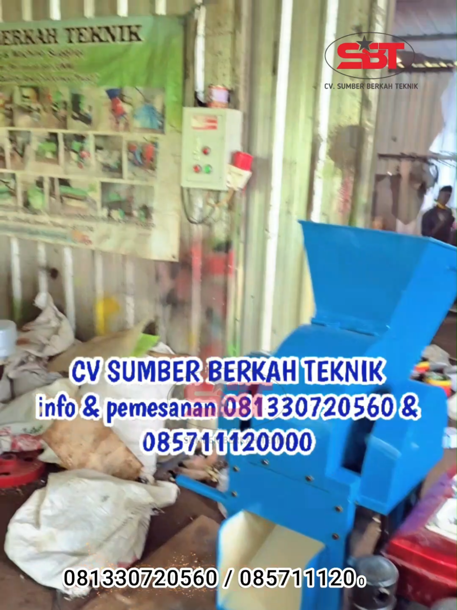 PESANAN MASUK! 1 UNIT MESIN CACAH GILING SERBAGUNA TIPE 20! 🚚✨ Deskripsi TikTok: Terima kasih banyak atas kepercayaan Bapak Yance di #Buleleng, #Bali! Pesanan 1 unit Mesin Cacah Giling Serbaguna Tipe 20 segera kami kirimkan unitnya. Mesin ini adalah pilihan andal karena KOMPAK | PERKASA | TANGGUH, ideal untuk membantu pekerjaan Bapak Yance dalam mengolah pakan ternak, bahan kompos, dan berbagai jenis limbah lainnya secara efisien. FUNGSI UTAMA MESIN CACAH GILING TIPE 20: Mencacah segala jenis pakan ternak dan sampah organik Menggiling pupuk organik, sabut kelapa, dan batok kelapa Menghaluskan pakan magot & fermentasi Mengolah bahan kompos & dedaunan basah Cocok untuk proses daur ulang skala kecil menengah Seperti Bapak Yance, apakah Anda juga ingin meningkatkan produktivitas usaha? Mesin ini adalah investasi cerdas untuk kemajuan bisnis Anda! Hubungi Kami Sekarang: 📞 Konsultasi & Pemesanan: WA 1: https://wa.me/6281330720560 WA 2: https://wa.me/6285711120000 📧 Email: cvsumberberkahteknik@gmail.com 📍 Alamat Bengkel & Showroom: Jl Raya Bringkang Gang Sekolahan RT 07 RW 04, Desa #Bringkang, Kec #Menganti, #Gresik 61174 Maps: https://g.co/kgs/exX1VzF 🌐 Website: www.sumberberkahteknik.com #mesincacah #mesingiling #mesinpertanian #alatpertanian #pertanianindonesia #peternakan #kompos #limbahorganik #daurulang #umkm #pengusahamuda #buleleng #bali #mesinserbaguna #fyp #viral #trending #produksibaru #mesinmodern #bisnispertanian #bisnisrumahan #pengolahkompos #mesinteknologi
