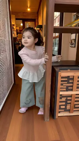 SSP21-Setelan One Set Anak Perempuan Kaos Hitam Lengan Panjang & Celana Jeans Kulot  #onesetanakperempuan #OOTD #onesetanak #kaos #kaosanakperempuan #onesetmurah #celanakulot 