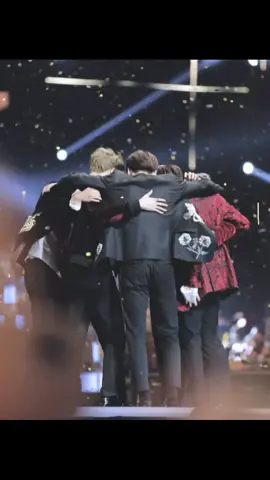 BTS  بمكياج وبدون مكياج يجننو بي كل الاحوال😍💜💜💜💜💜💜💜