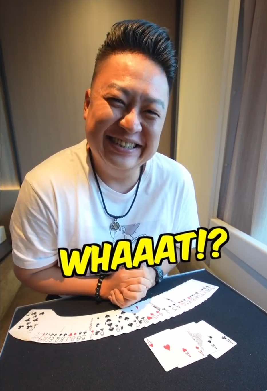 How to prevent card cheating. No, how!? #jeremytanmagic #cardcheat #cardcheating #nevergamblewithstrangers 