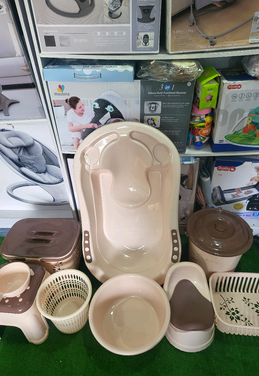 Complete baby bath set imported  Price:60,000 WhatsApp 09056220145 Address : 112 Maddy world plaza beside Access bank Ago palace way okota Lagos 