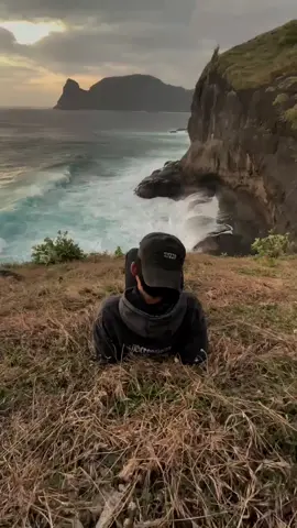 🥀#bukitmakung #lagusumbawa #rajasua  #dadimega  #fyp 