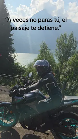 paisajes que te detienen por um instante🫠mi motto se detuvo    con todo pero no tan prisa que el tiempo pasa y solo recuerdas lo vivido 💫🤩  #motivation #girls #destacame #yamaha #goviral 