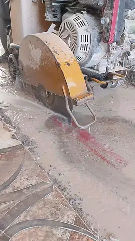 نعمل علئ جميع انواع الصب كونكريت 07713567541 نعمل جميع محافظات العراق  #كونكريت #ثقب #مناور #درج #العراق_بغداد 