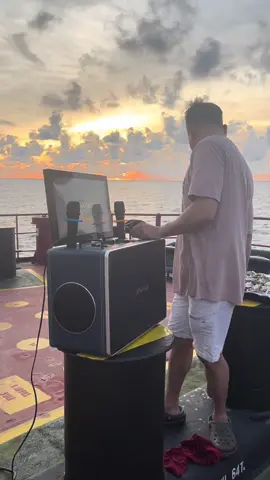 Happy sealife  @iam trantuankiet  @iam trantuankiet  @iam trantuankiet #seamantiktok #fyp #fypシ゚ #seaman #sealife #vessel #sailor #fyppppppppppppppppppppppp #bbq #party 