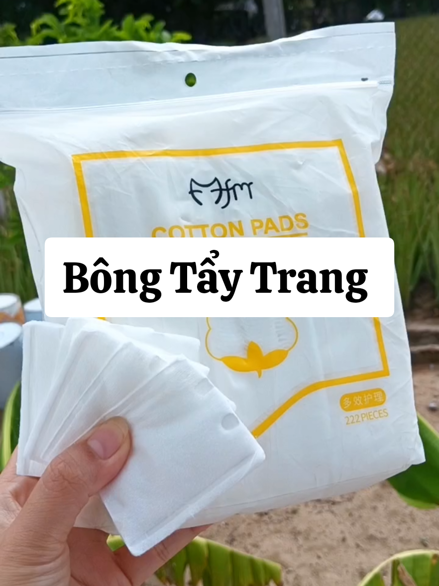 Bông tẩy trang quốc dân của mấy bà đây nè, vừa rẻ vừa chất lượng #bongtaytrang #bongtaytrangquocdan #bongtaytrangcottonpads #bongtaytrang222m #xh 