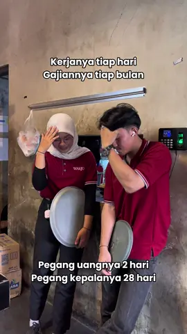 Lebih banyak nyetok paracetamol ini mah 🫠🥹 #foryou #fyp #pastibikinnagih 