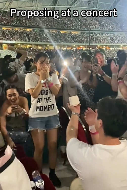 Proposing at a concert. 🥰🥰#fouyou #surprise #bf #music #trending 