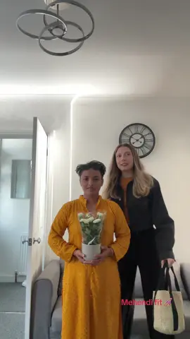 Sim’s wedding week is here!!!!! #weddingweek#mehendi#fitcheck#wlw#indianwedding 