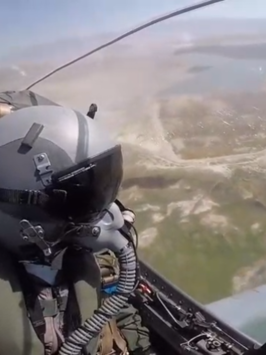 Vídeo de um #voo completo de treinamento com #pilotos de A29 Super Tucano. #fab #pov 