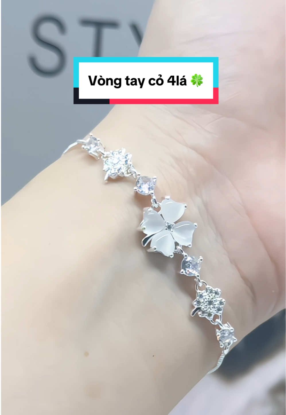 Vòng tay cỏ 4 lá tượng trưng cho sự may mắn 🍀 #vongtayco4la #trangsuc #xuhuongtiktok #taphoanhabi 