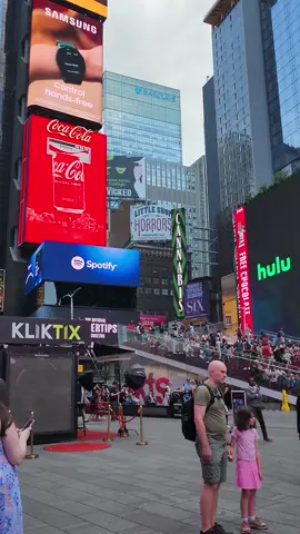 New York City Manhattan 🗽🇺🇲  #newyorkcity #happy #timesquare #foryou #foryoupage 