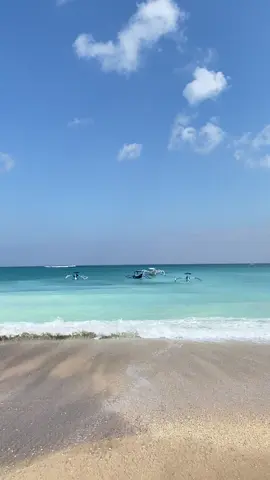 pantainya indah banget warna tosca🩵 #pantaijerman #jermanbeachbali #bali #fyp #4u 