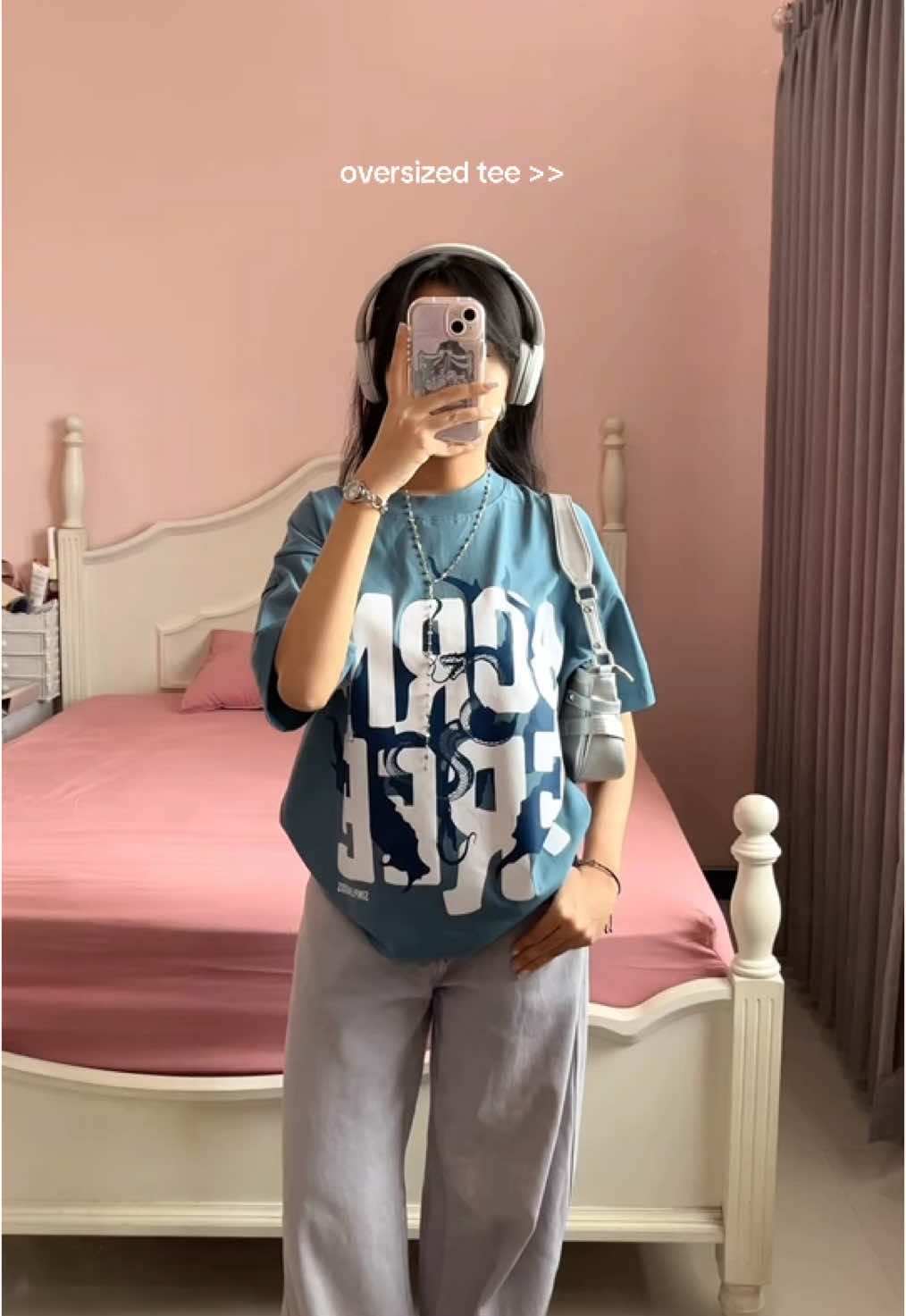 oh i LOVE this oversized tee😩🤍 #oversizedtshirt #oversizedtee #kaosoversize #bajuoversize 
